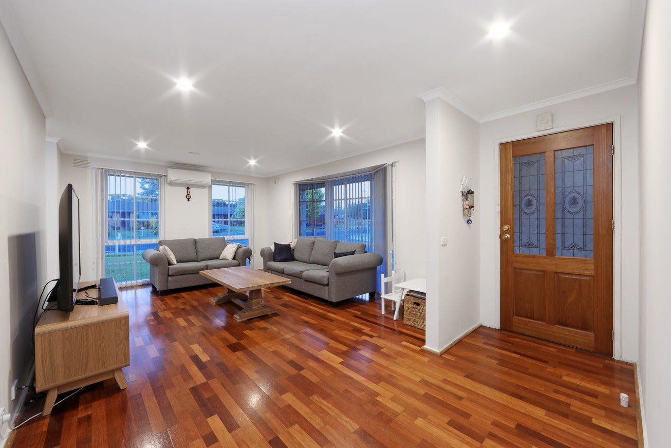 258 Windermere Drive, Ferntree Gully image 3