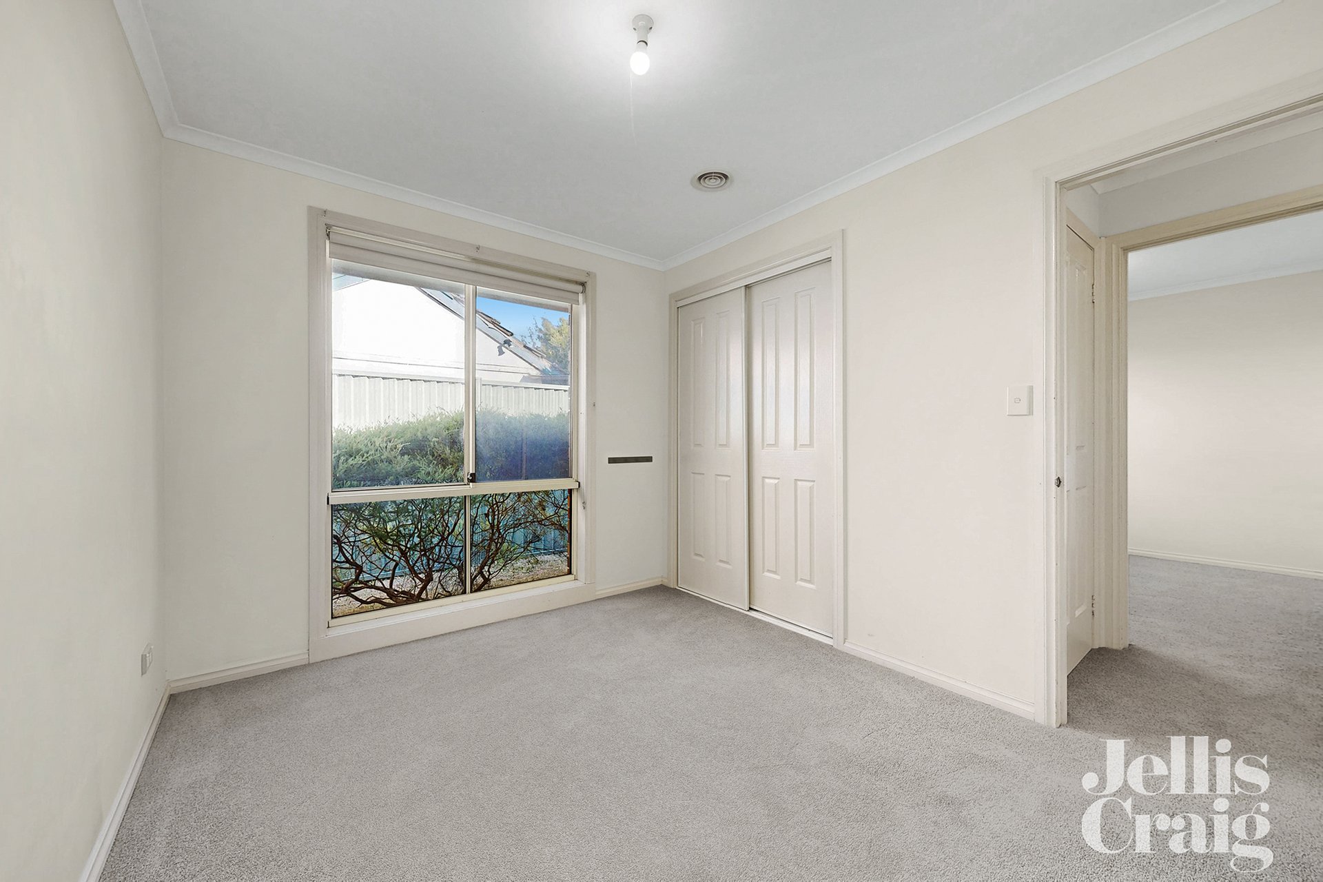 2/581 South Road, Bentleigh East image 7