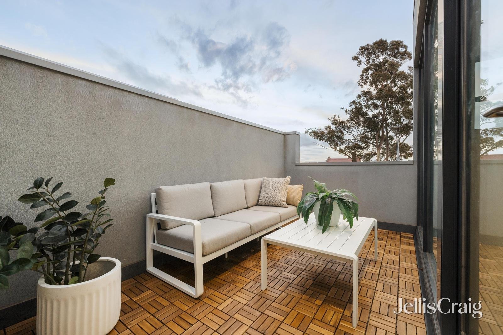 2/582 Nicholson Street, Fitzroy North image 11