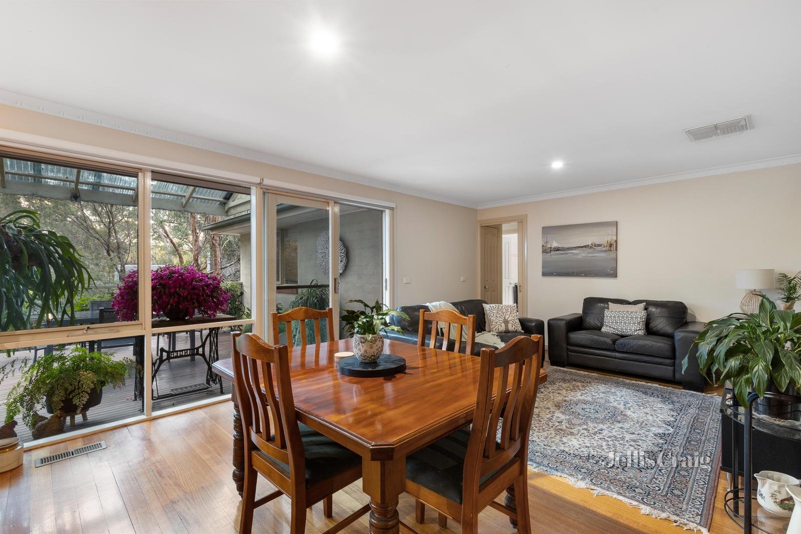 2/59 Batman Road, Eltham image 3