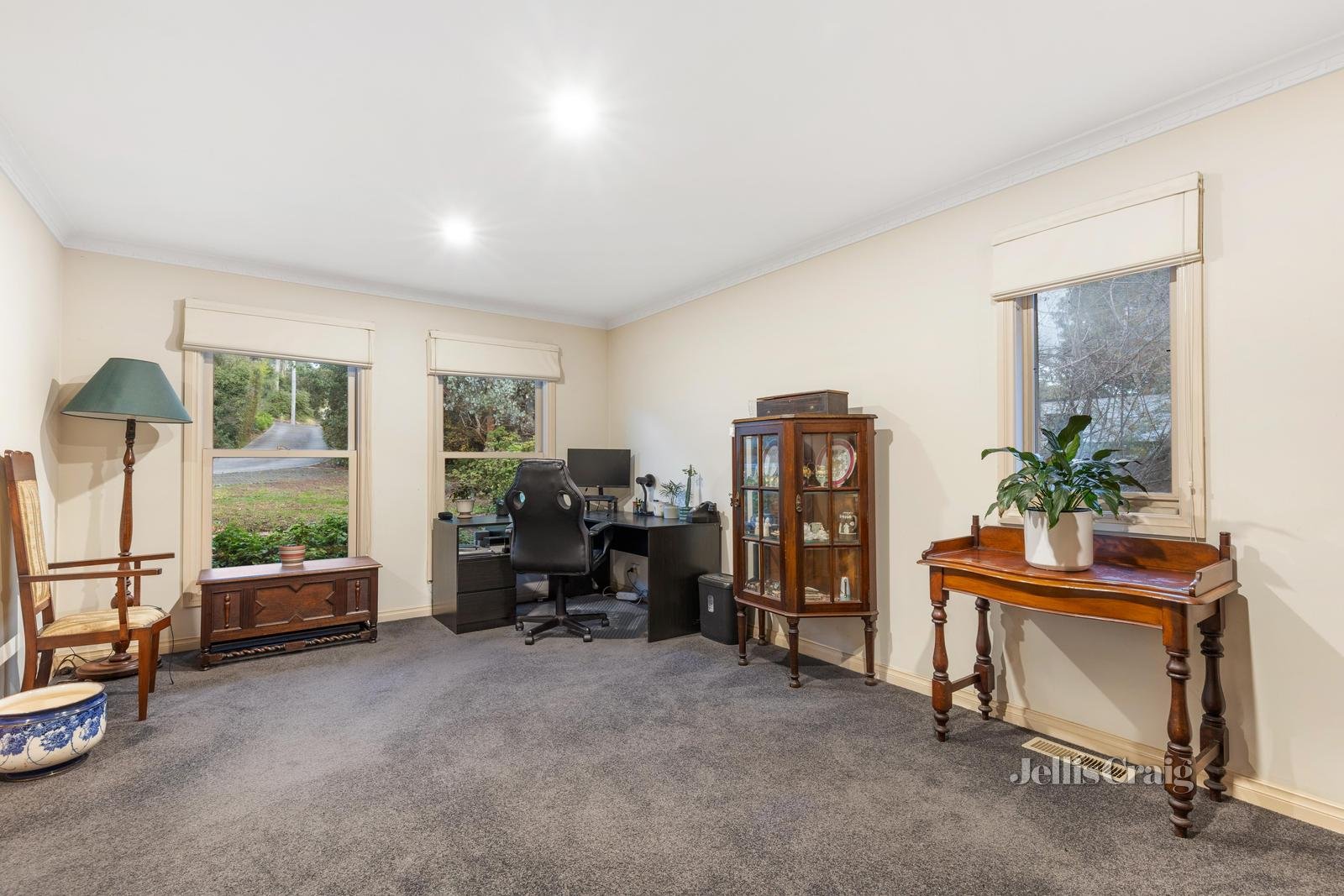 2/59 Batman Road, Eltham image 4