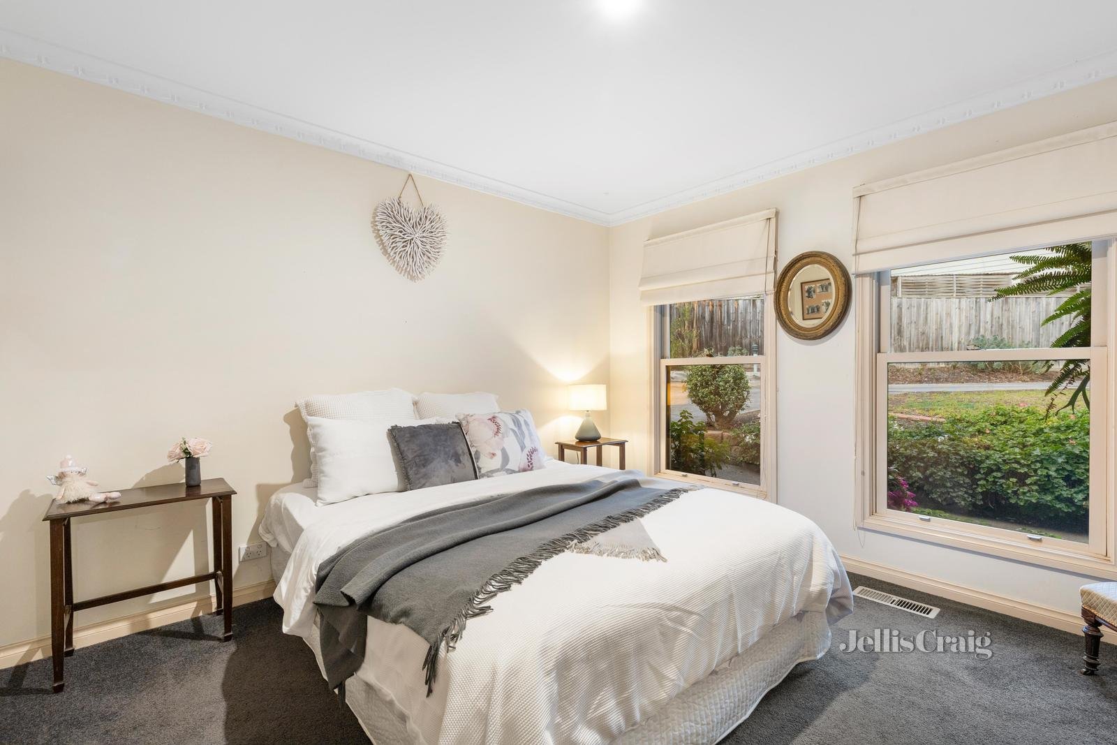2/59 Batman Road, Eltham image 5