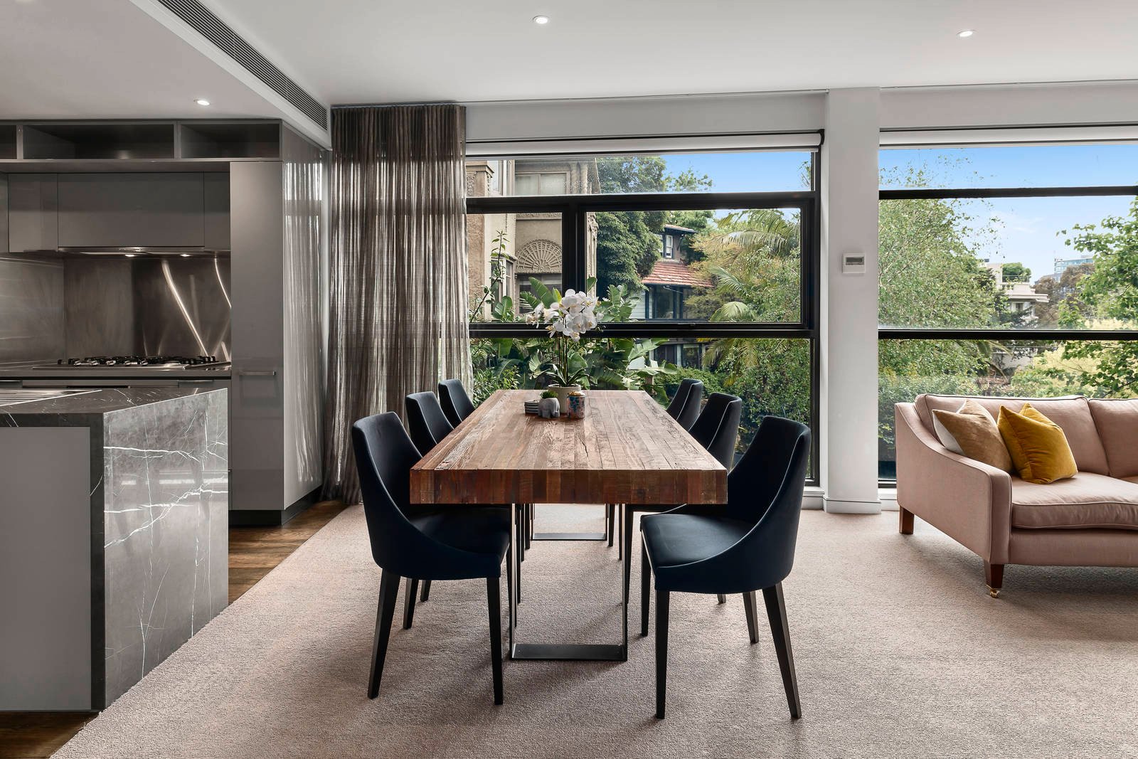 Property Gallery Thumbnail 5