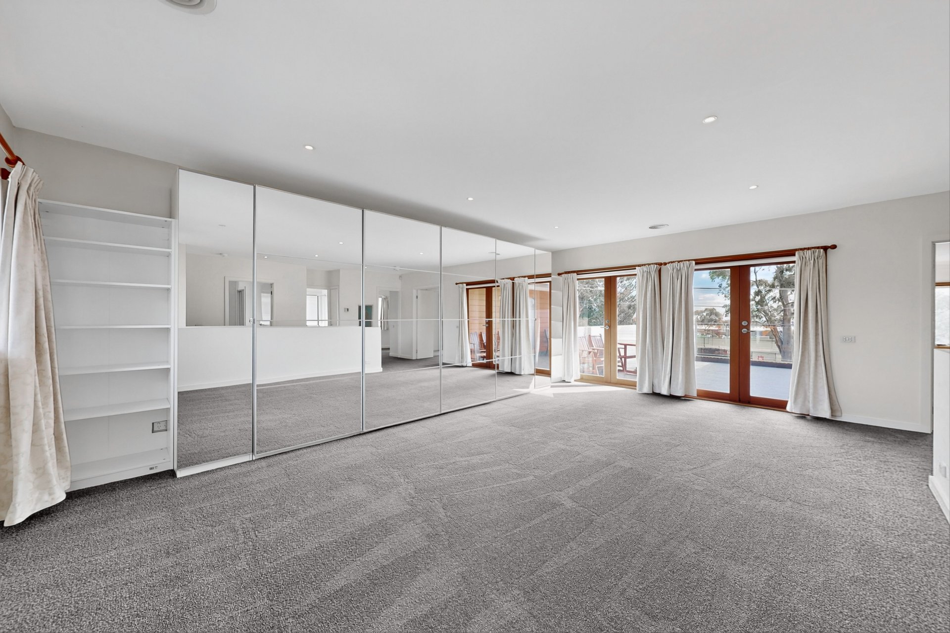 259 Mahoneys Road, Forest Hill image 10