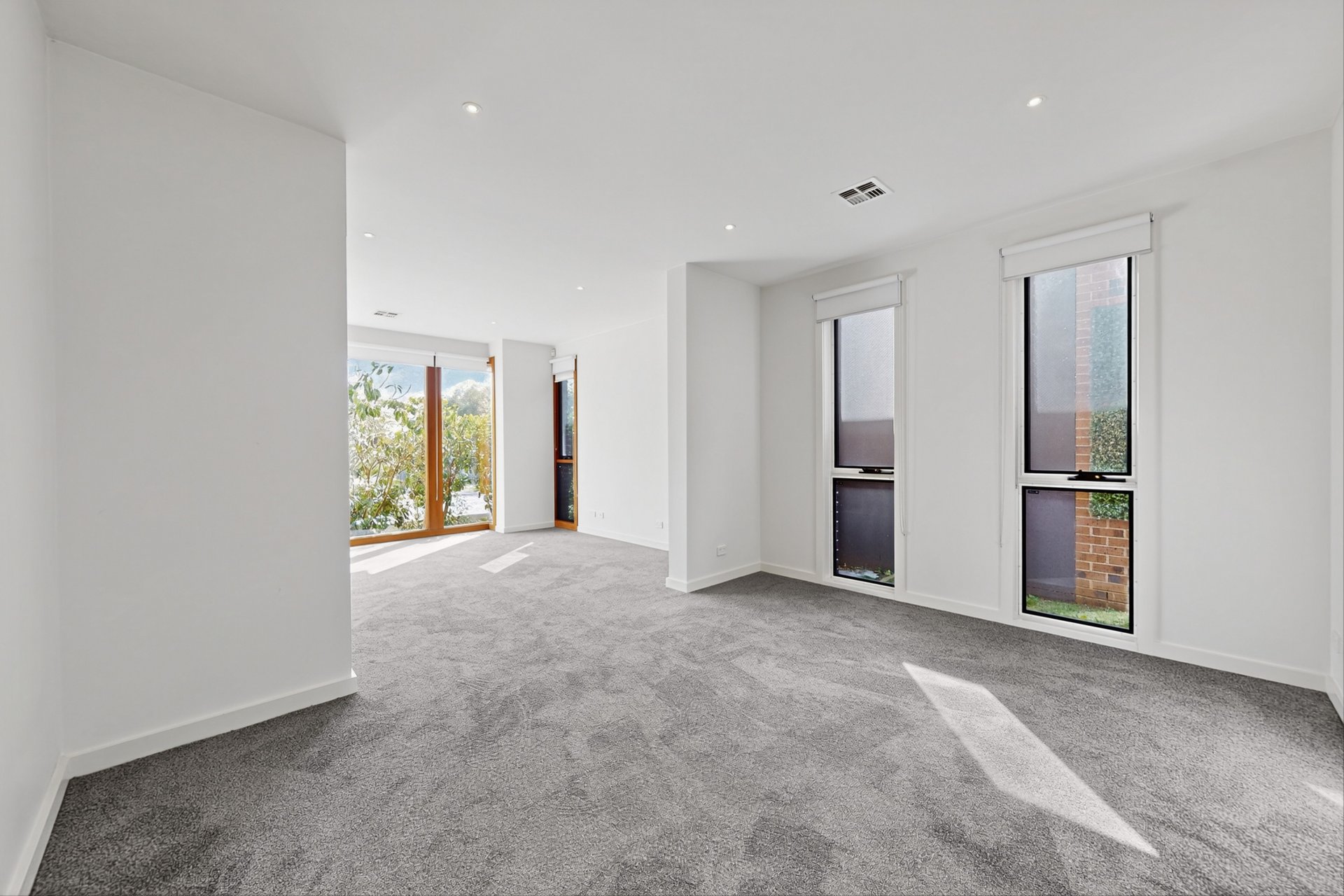 259 Mahoneys Road, Forest Hill image 3