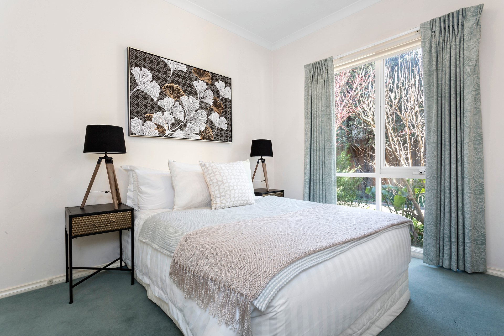 Property Gallery Thumbnail 9