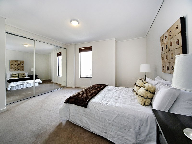 25/97 Cruikshank Street, Port Melbourne image 3