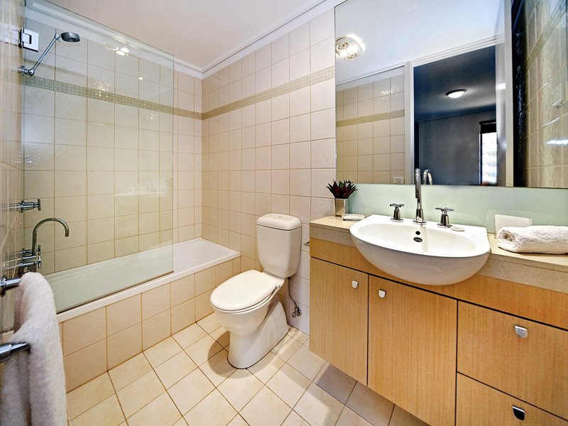 25/97 Cruikshank Street, Port Melbourne image 5