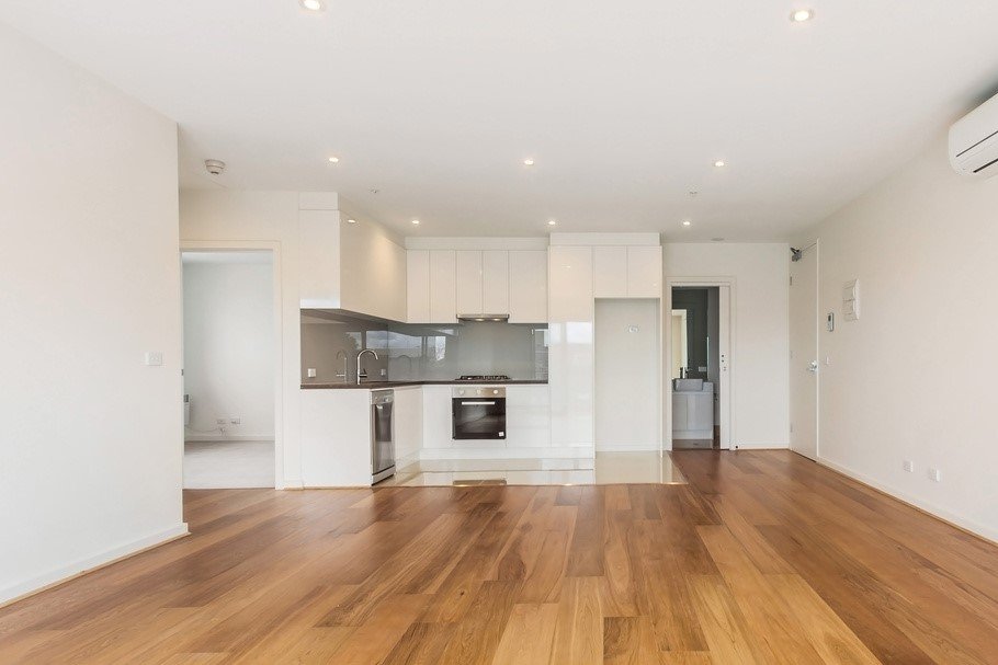 Property Gallery Thumbnail 2