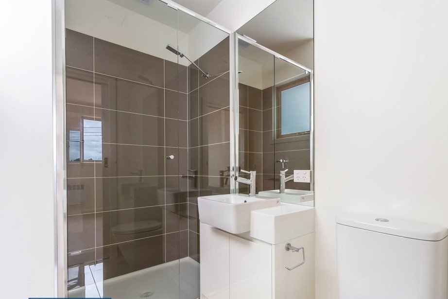 Property Gallery Thumbnail 4