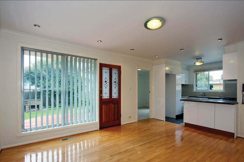 2/598 Highbury Road, Glen&nbsp;Waverley image 2