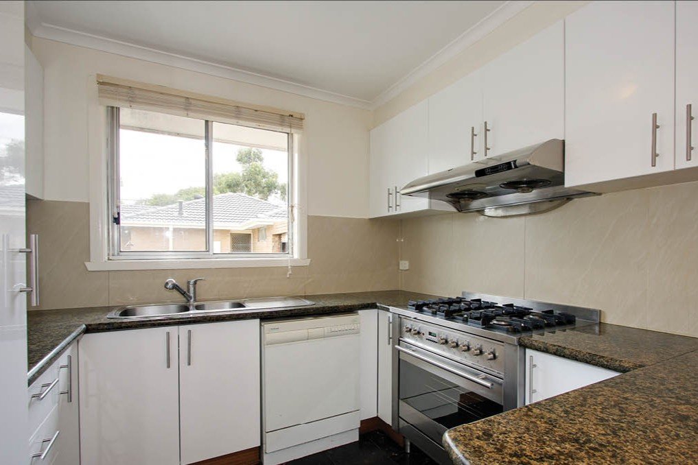 2/598 Highbury Road, Glen&nbsp;Waverley image 4