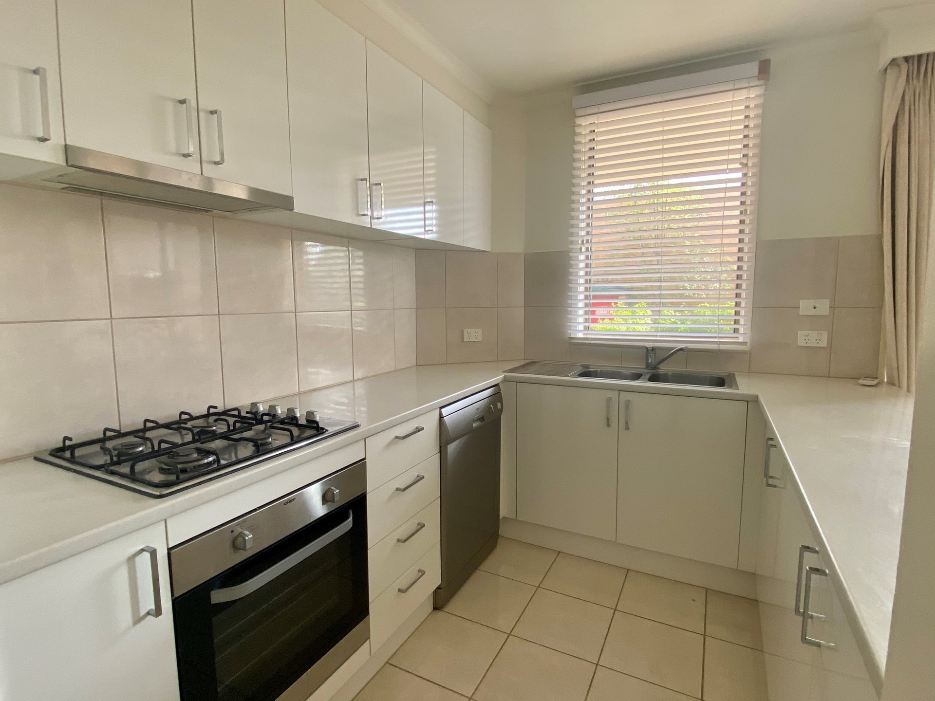 2 / 599 Malvern Road TOORAK