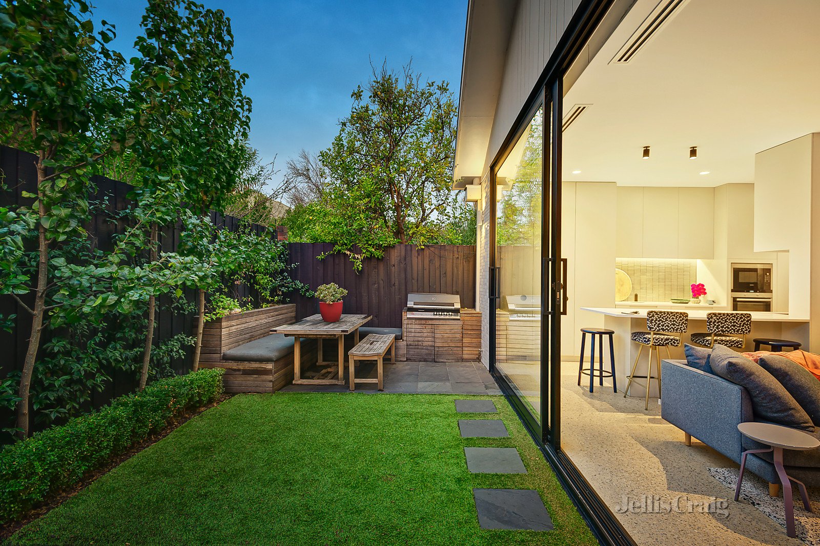 25A Albion Street, South Yarra image 9