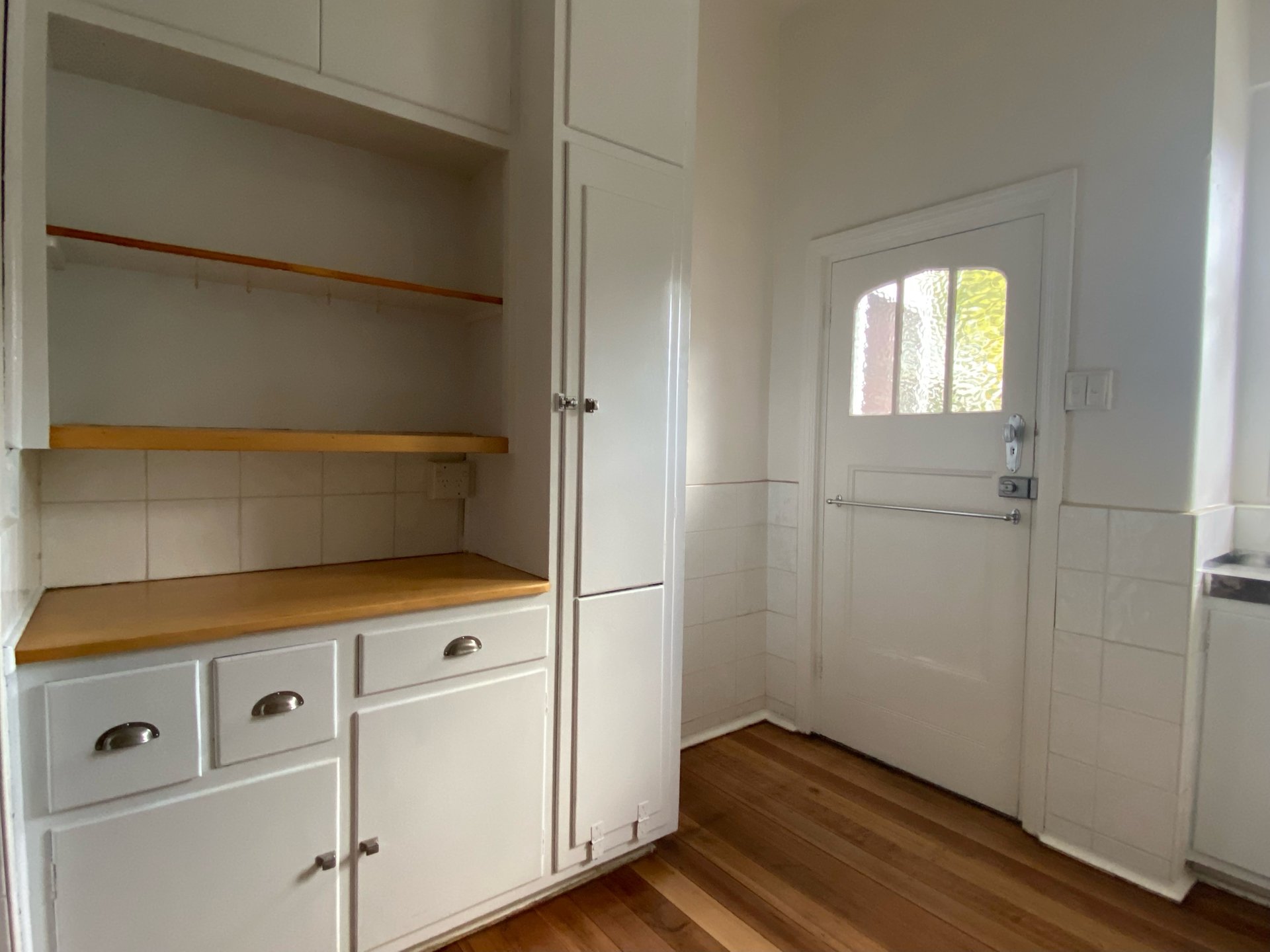 2/5A Creswick Street, Hawthorn image 6