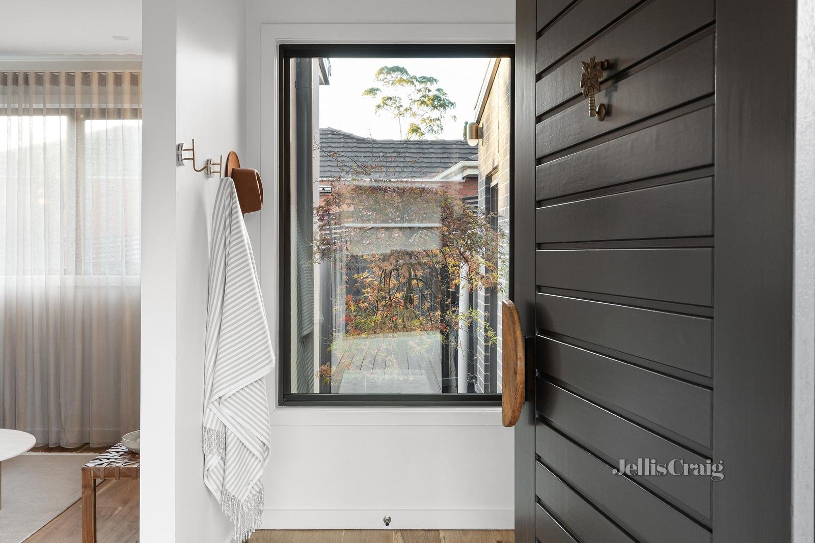 25a Davey Road, Montmorency image 2
