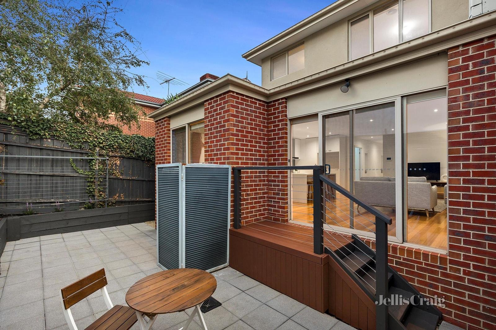 25a Elm Street, Surrey Hills image 5