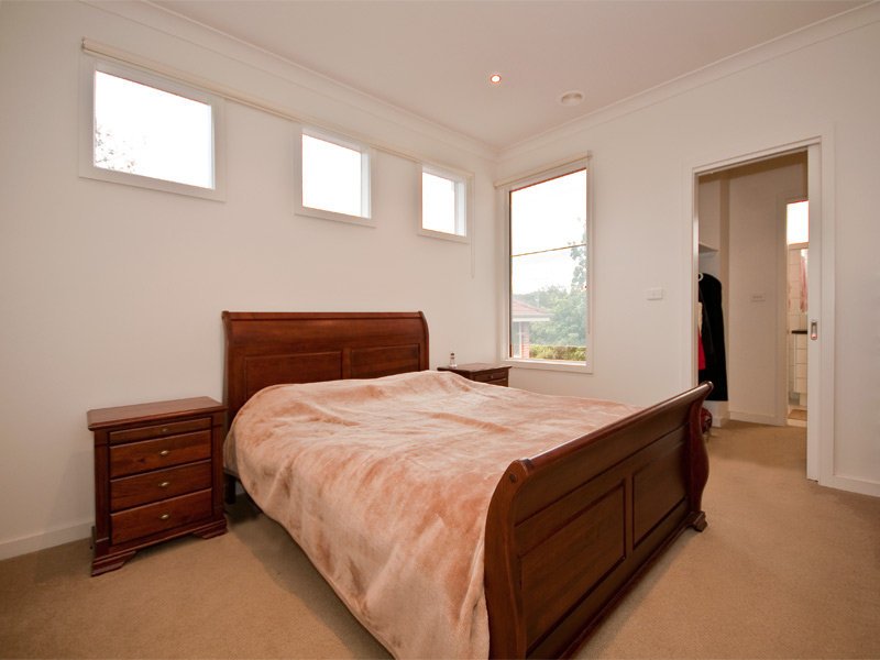 25a Jellicoe Street, Box Hill South image 5