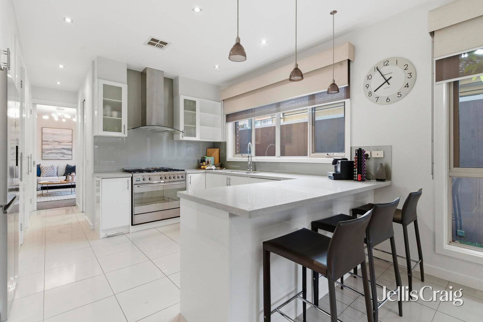 25A Luckins Road, Bentleigh image 2