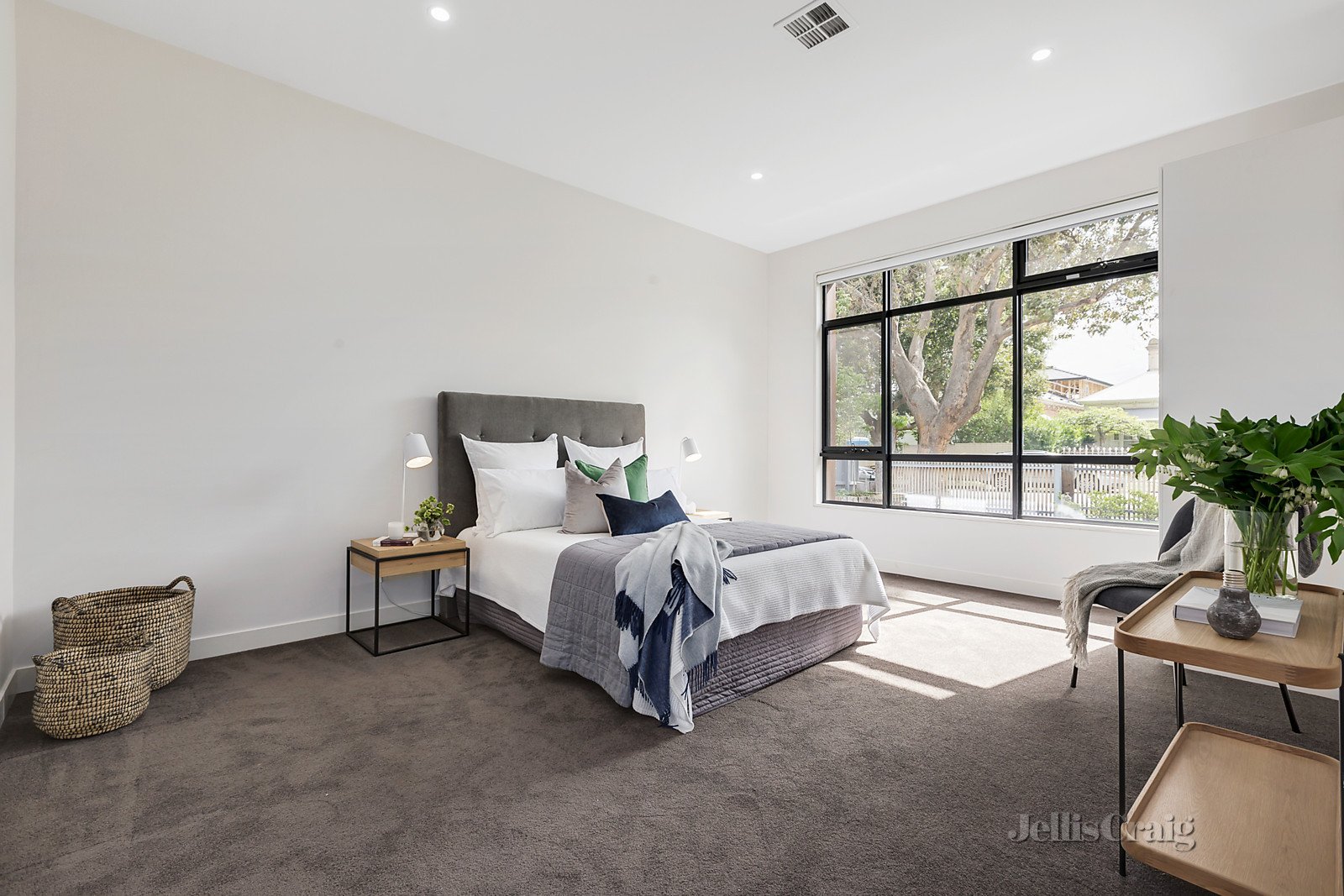 25A Malvern Grove, Caulfield North image 8