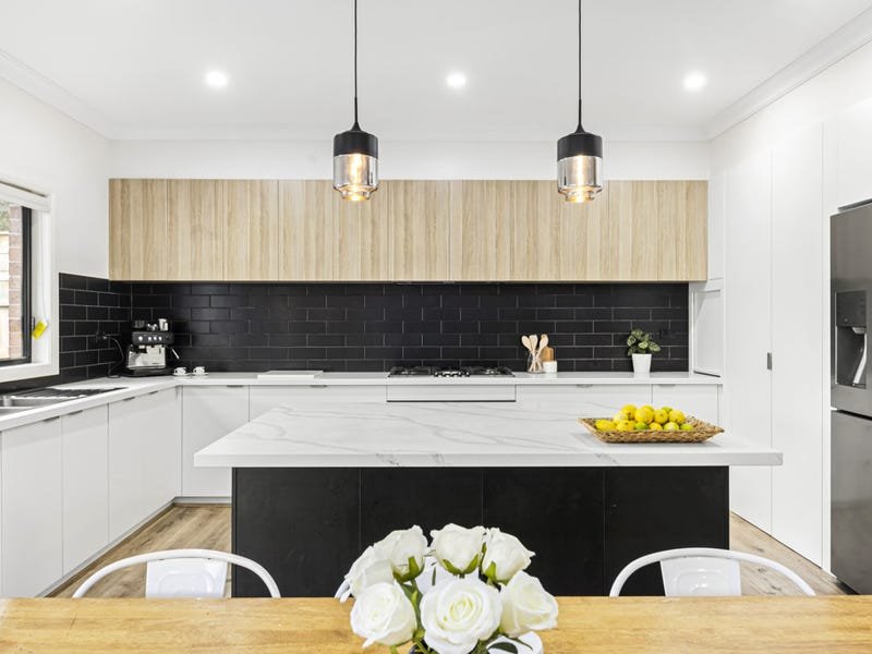 Property Gallery Thumbnail 4