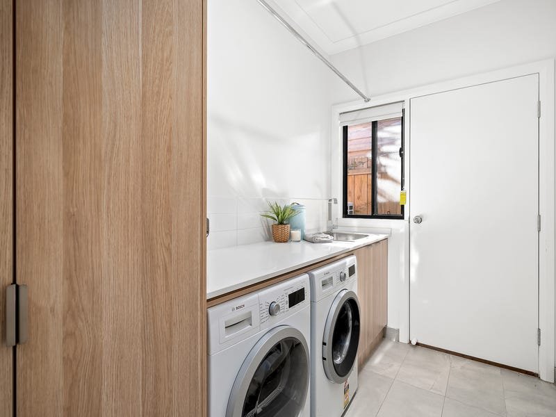 Property Gallery Thumbnail 14