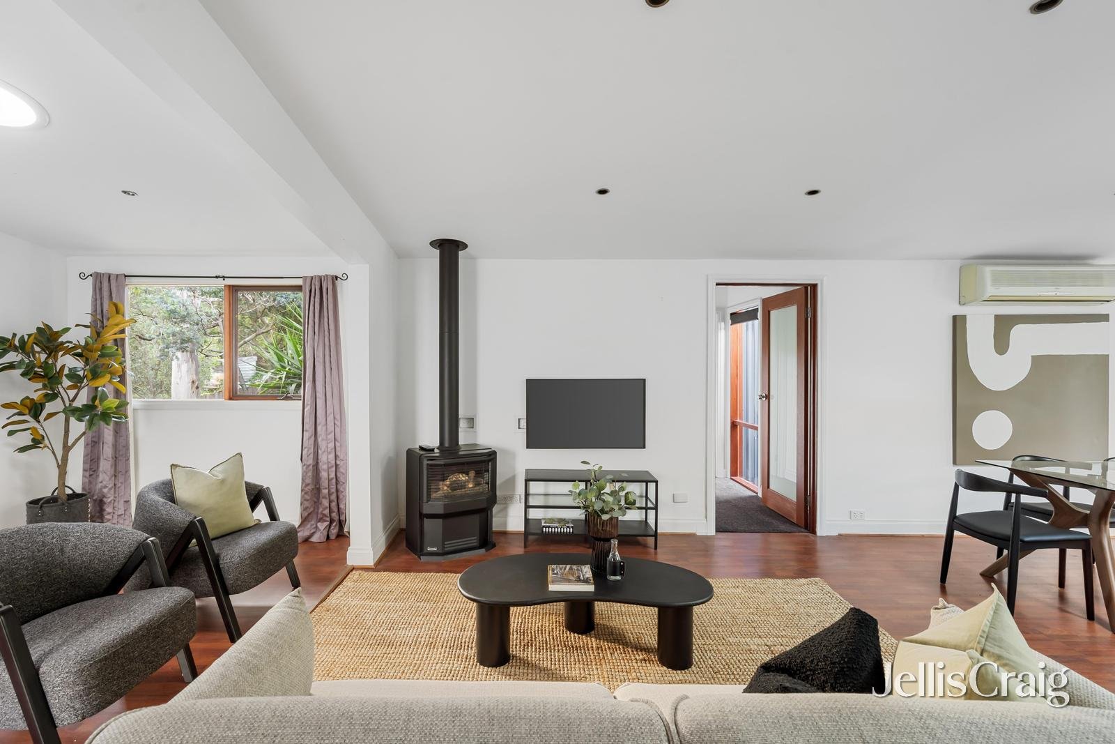 25b Elsa Court, Eltham image 3