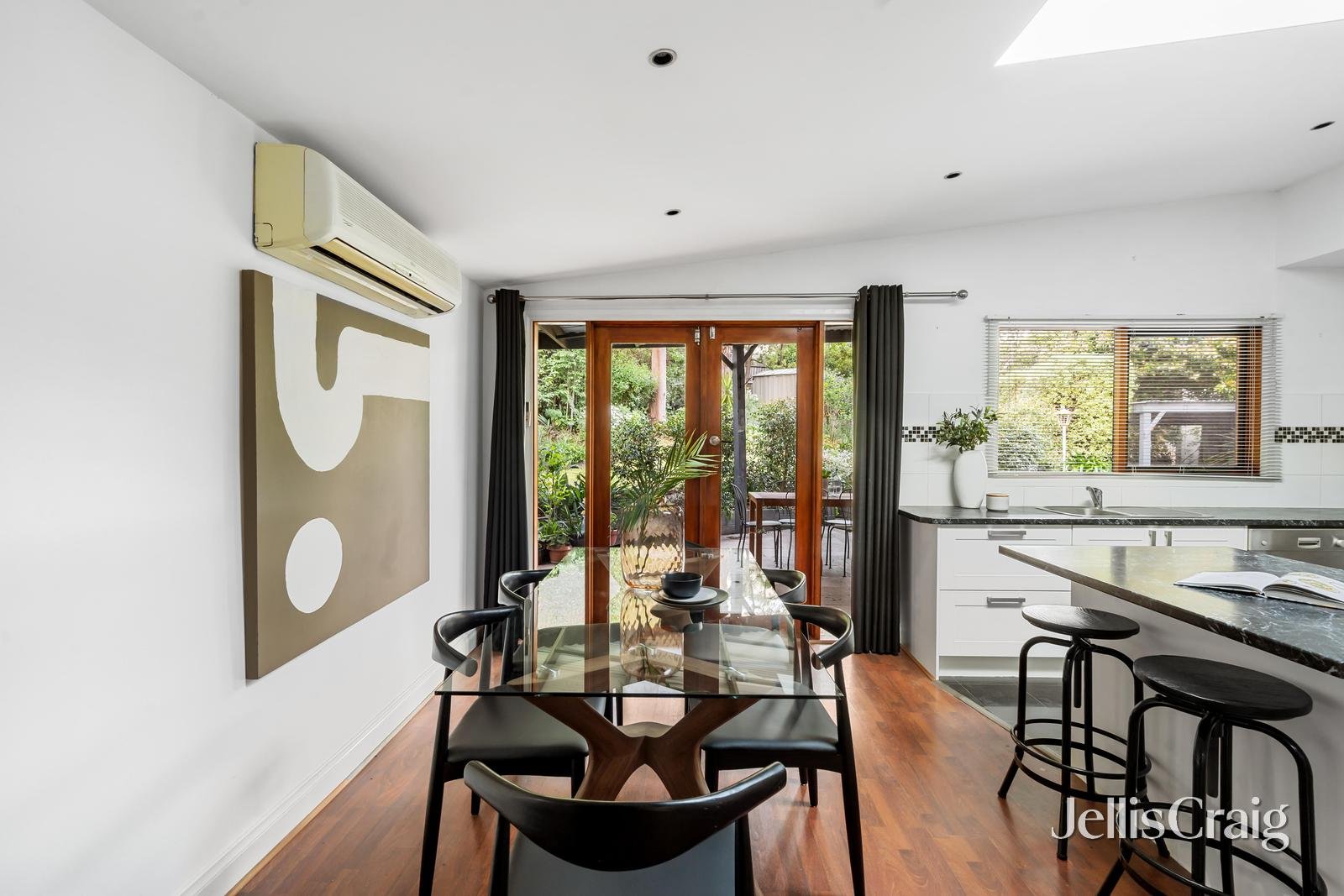 25b Elsa Court, Eltham image 7