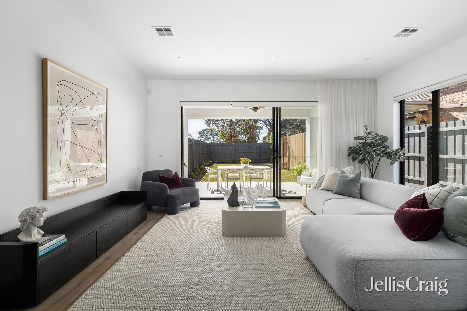 25b Hinkler Avenue, Bentleigh East image 4