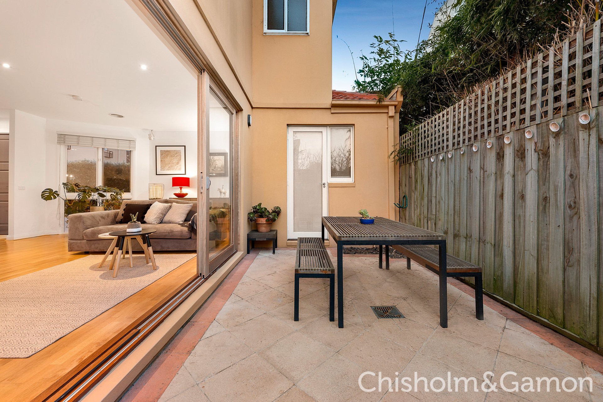 25B Thackeray Street, Elwood image 2