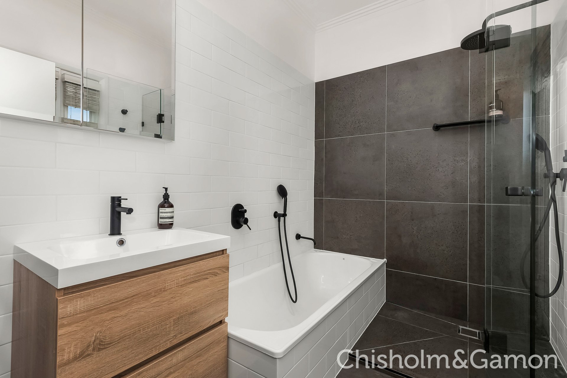25B Thackeray Street, Elwood image 5