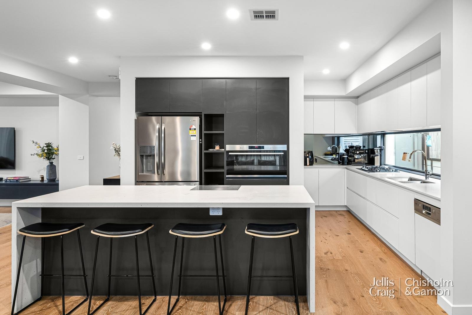 25J Bolton Street, Beaumaris image 6