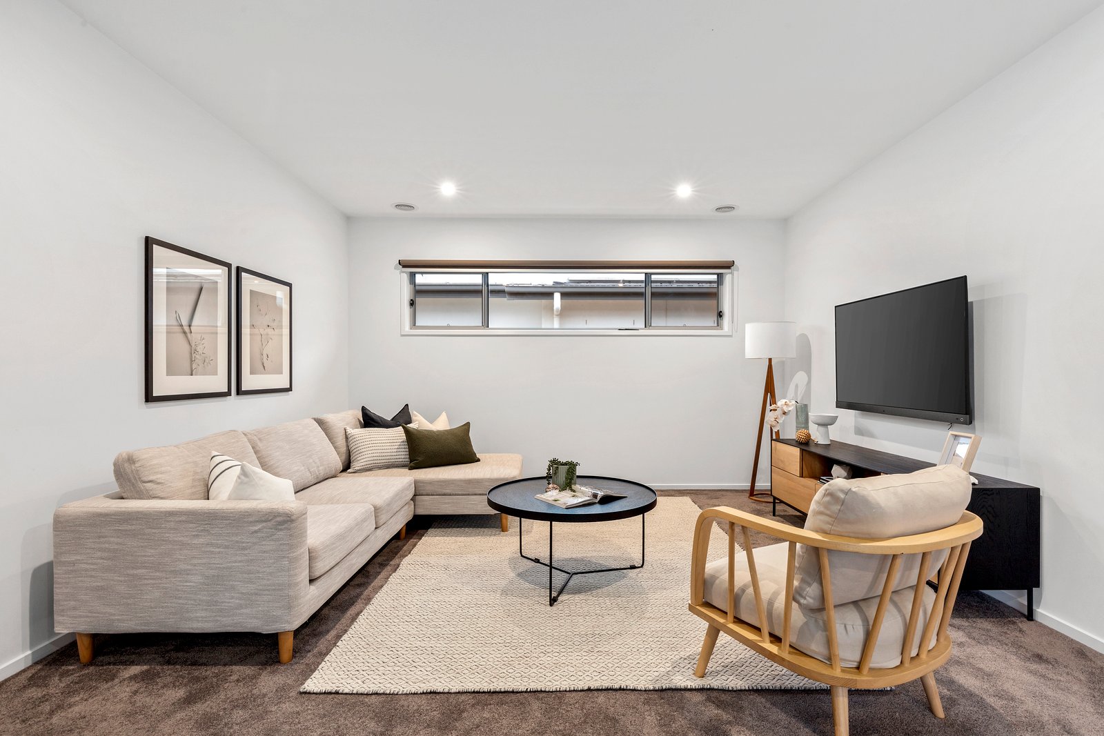 Property Gallery Thumbnail 16