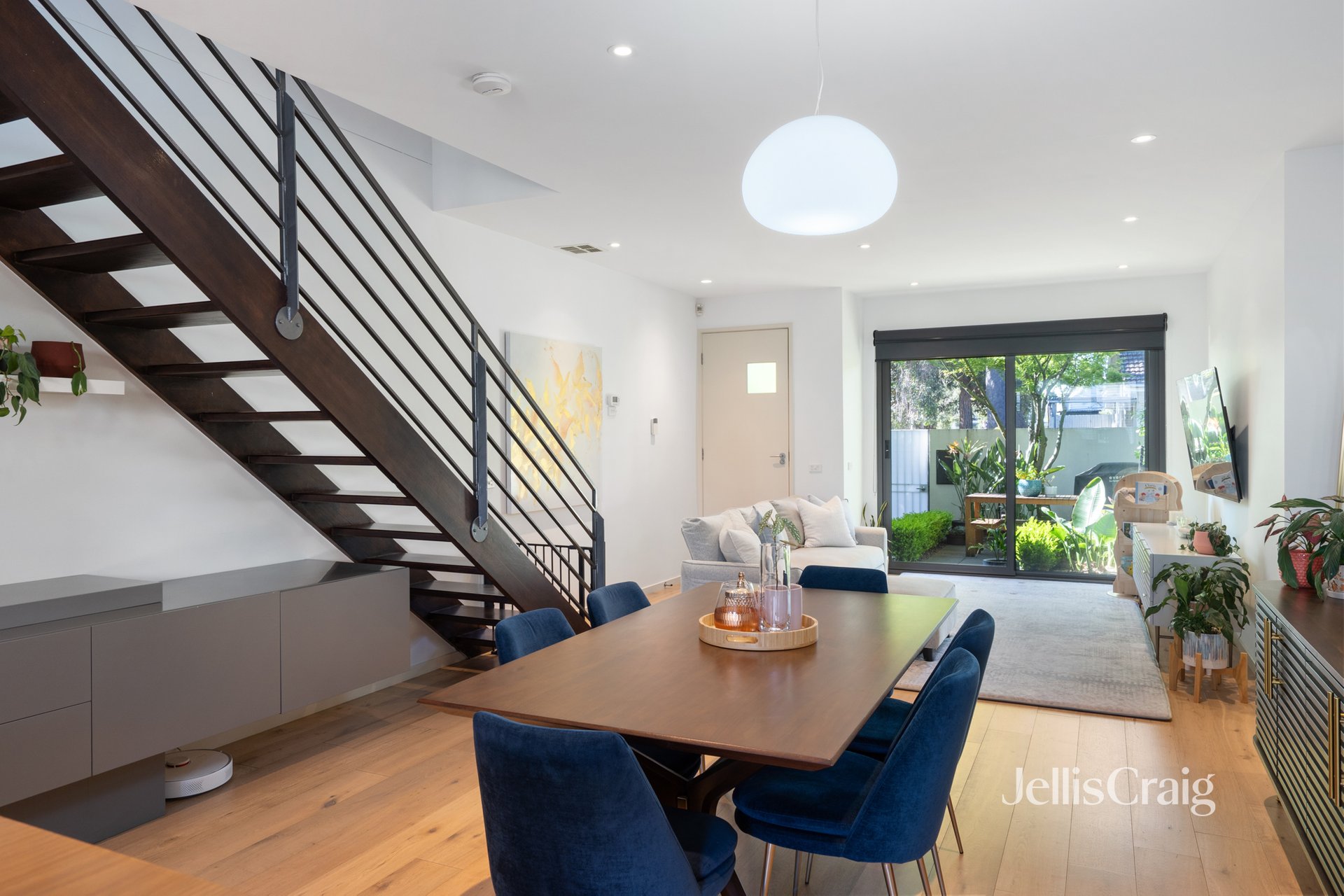 26 Aberdeen Rd, Prahran image 5