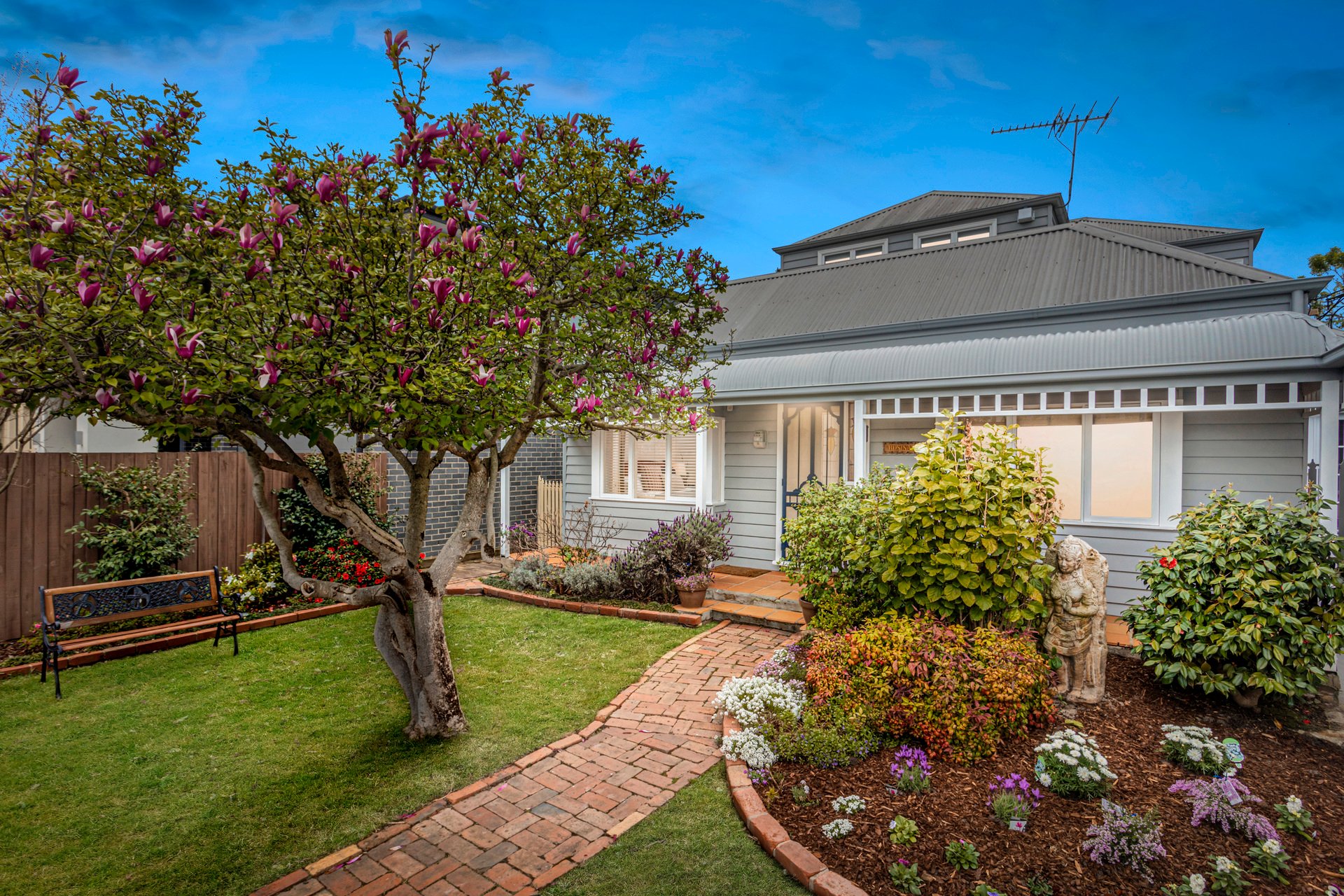 Property Gallery - Main Image