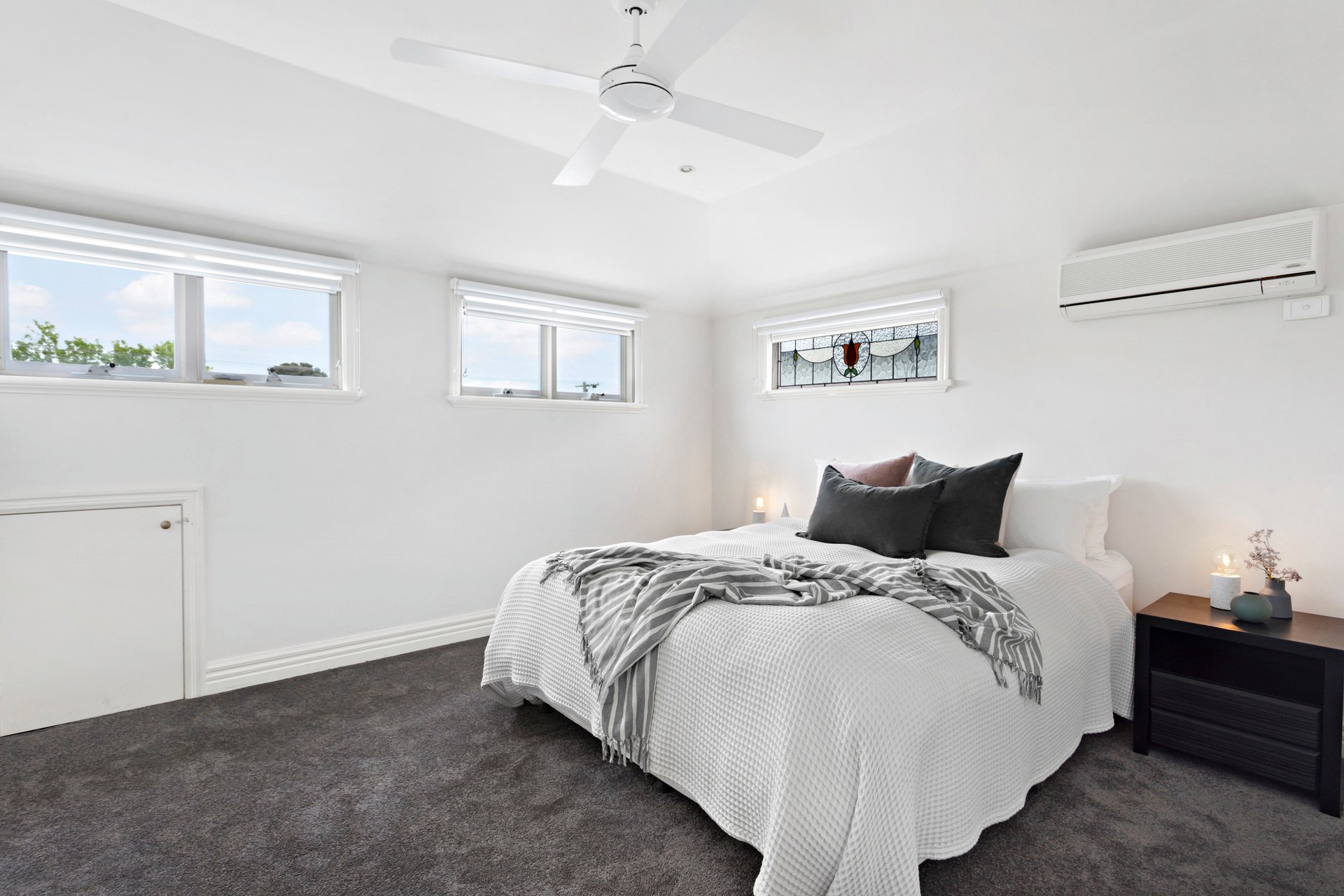 Property Gallery Thumbnail 12