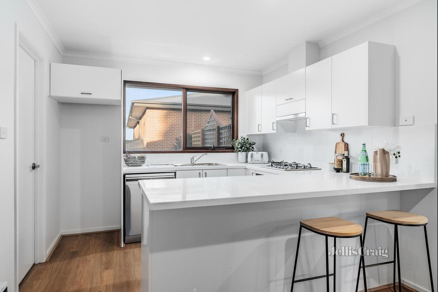 2/6 Angus Drive, Glen&nbsp;Waverley image 1