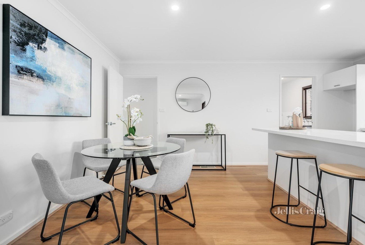 2/6 Angus Drive, Glen&nbsp;Waverley image 3