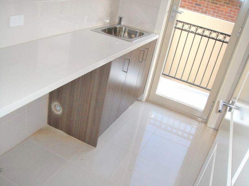 2/6 Ann Court, Mount&nbsp;Waverley image 7