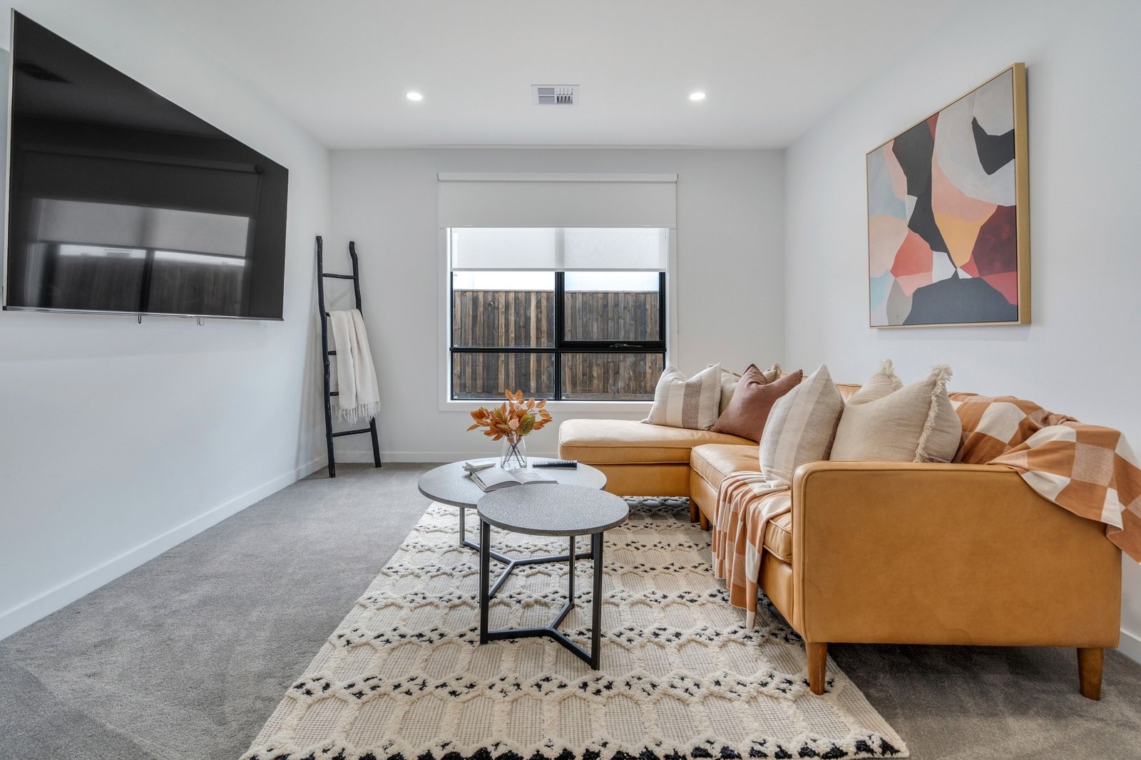Property Gallery Thumbnail 2