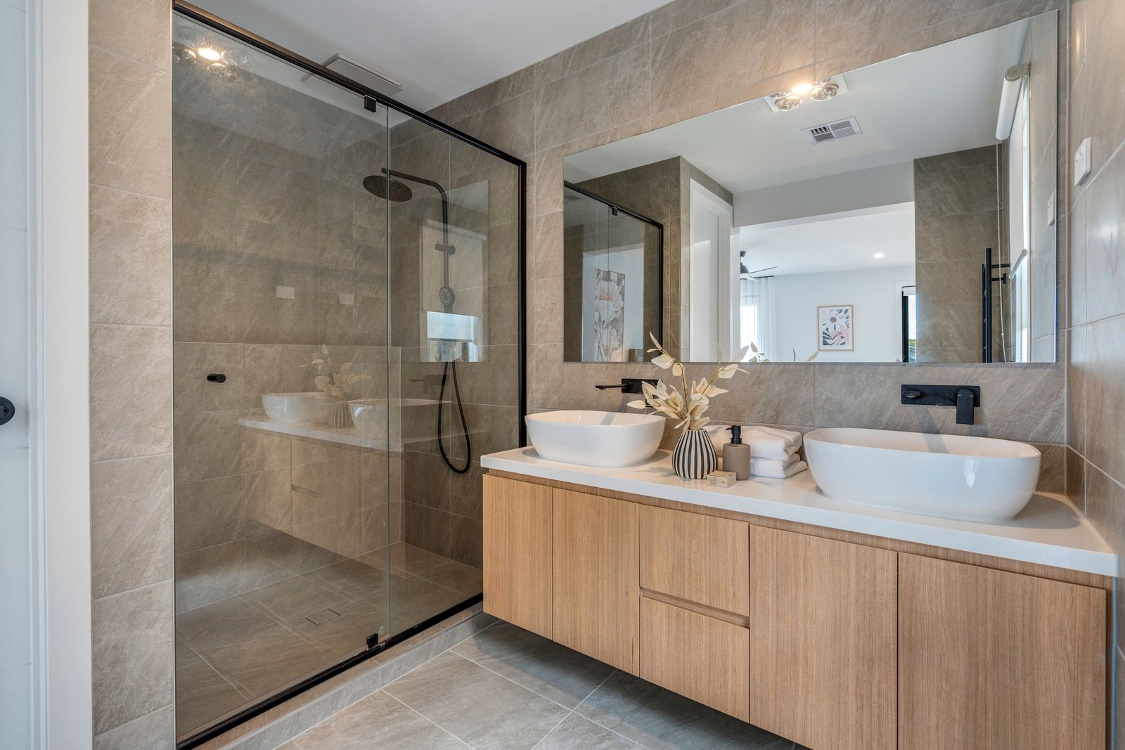 Property Gallery Thumbnail 18