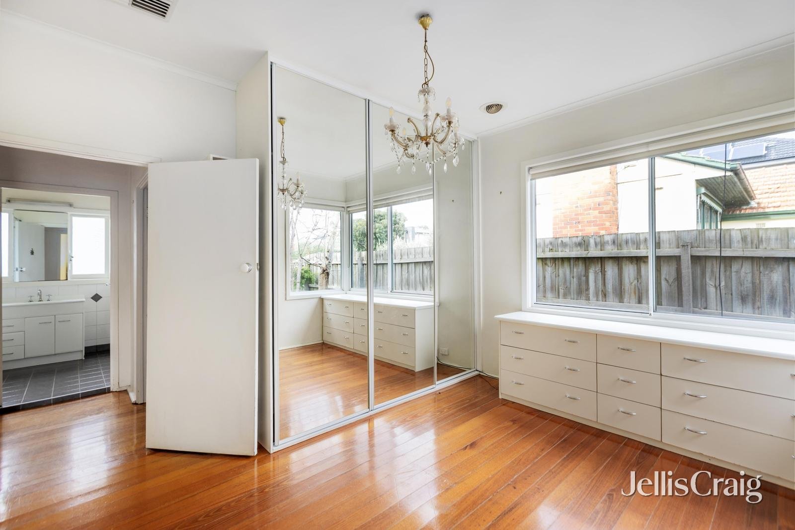 26 Austin Street, Hughesdale image 7