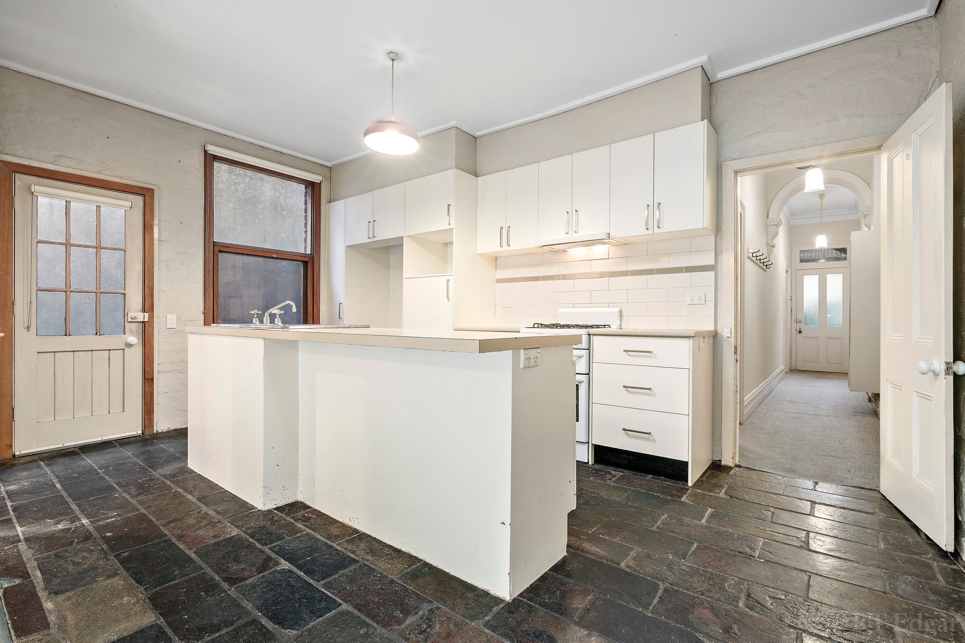 Property Gallery Thumbnail 2
