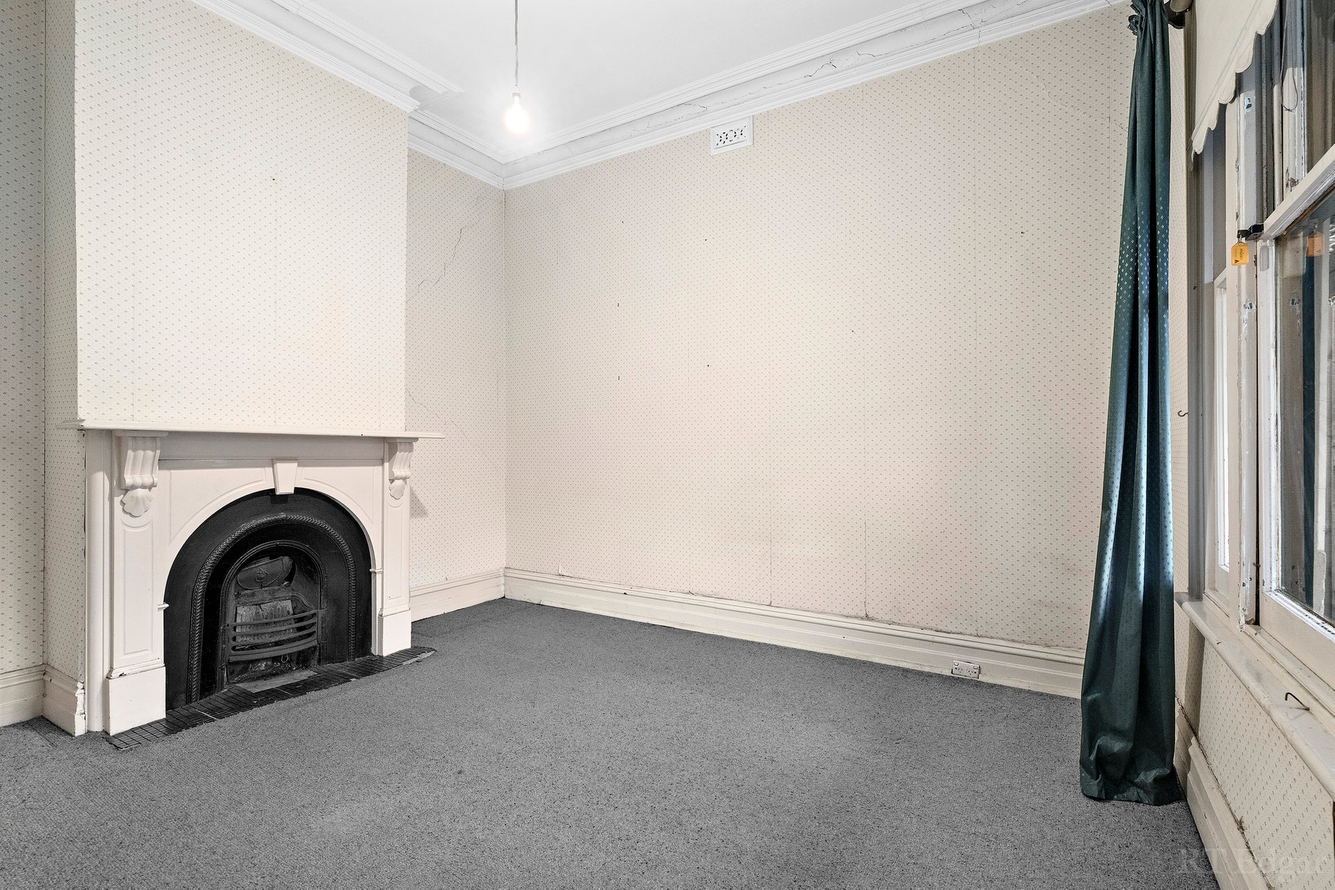 Property Gallery Thumbnail 4