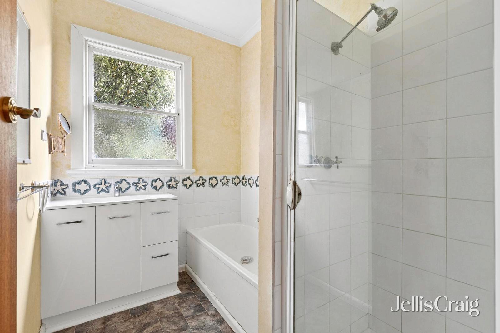 26 Bailey Street, Belmont image 5