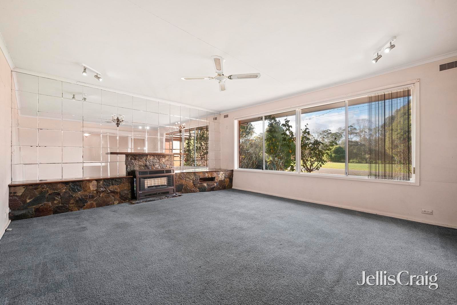 26 Balcombe Avenue, Mooroolbark image 3