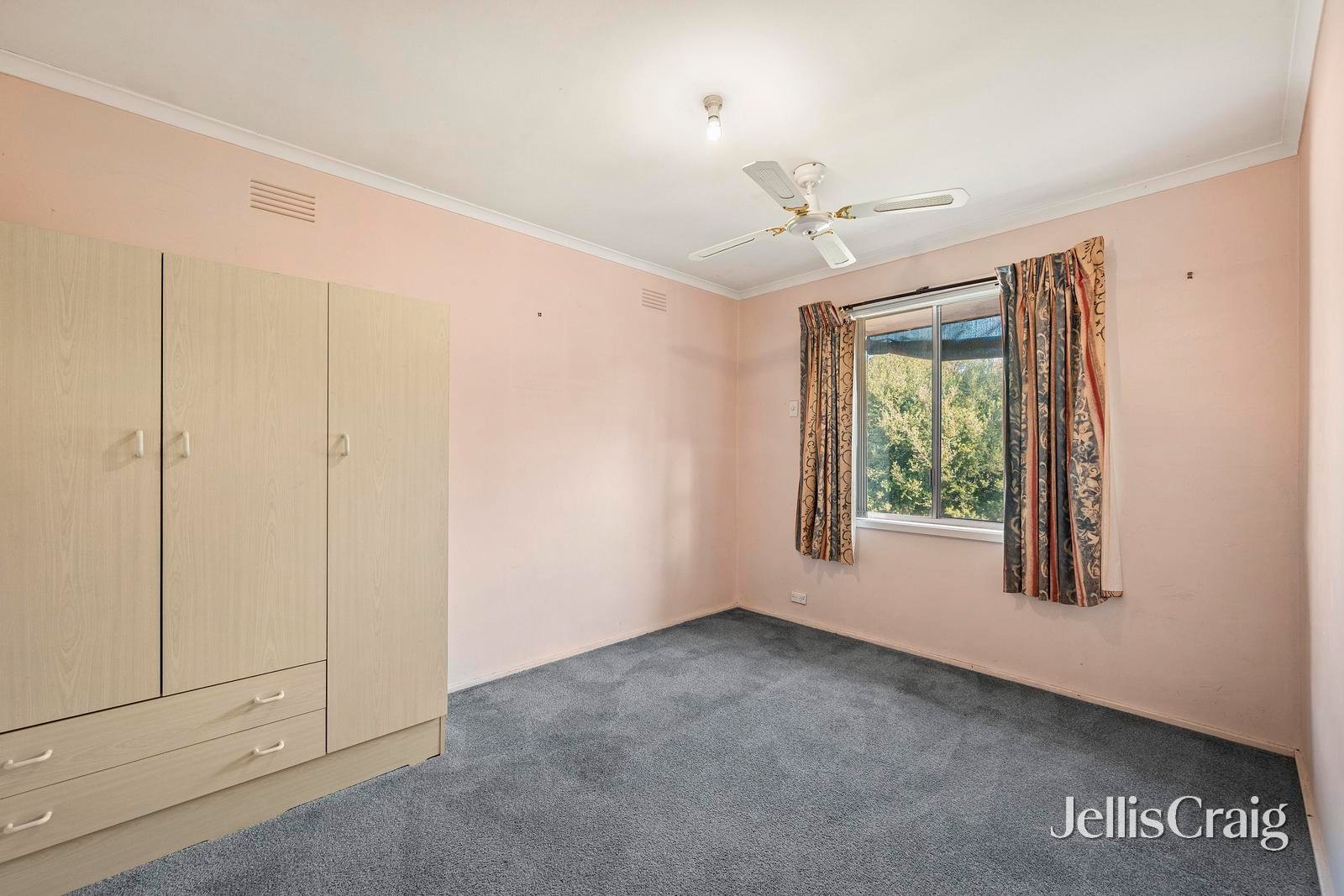 26 Balcombe Avenue, Mooroolbark image 5