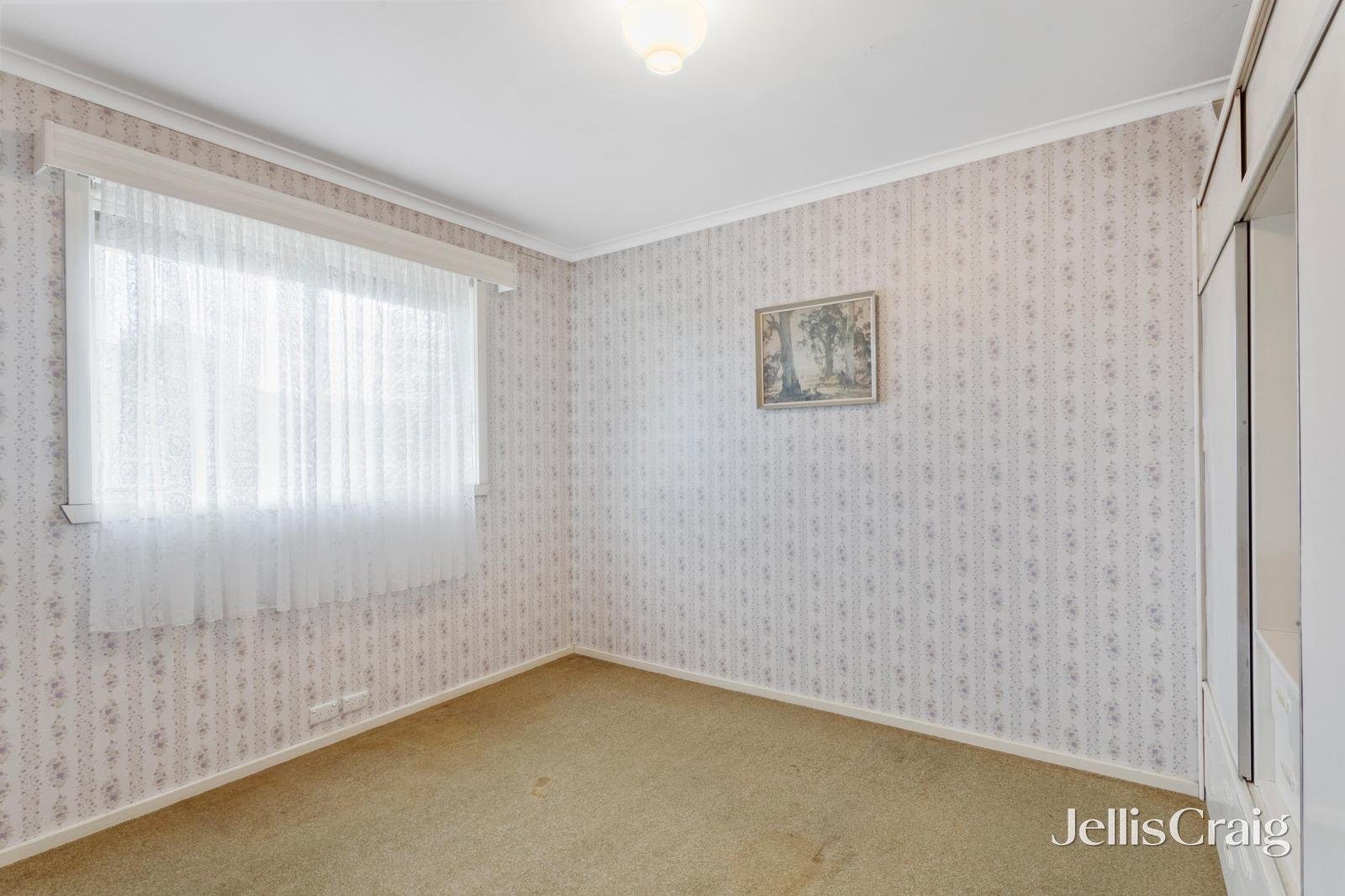 26 Banbury Street, Burwood East image 6