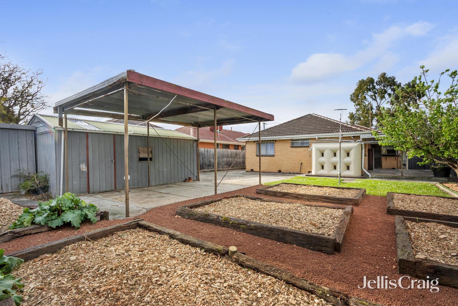 26 Banbury Street, Burwood East image 8