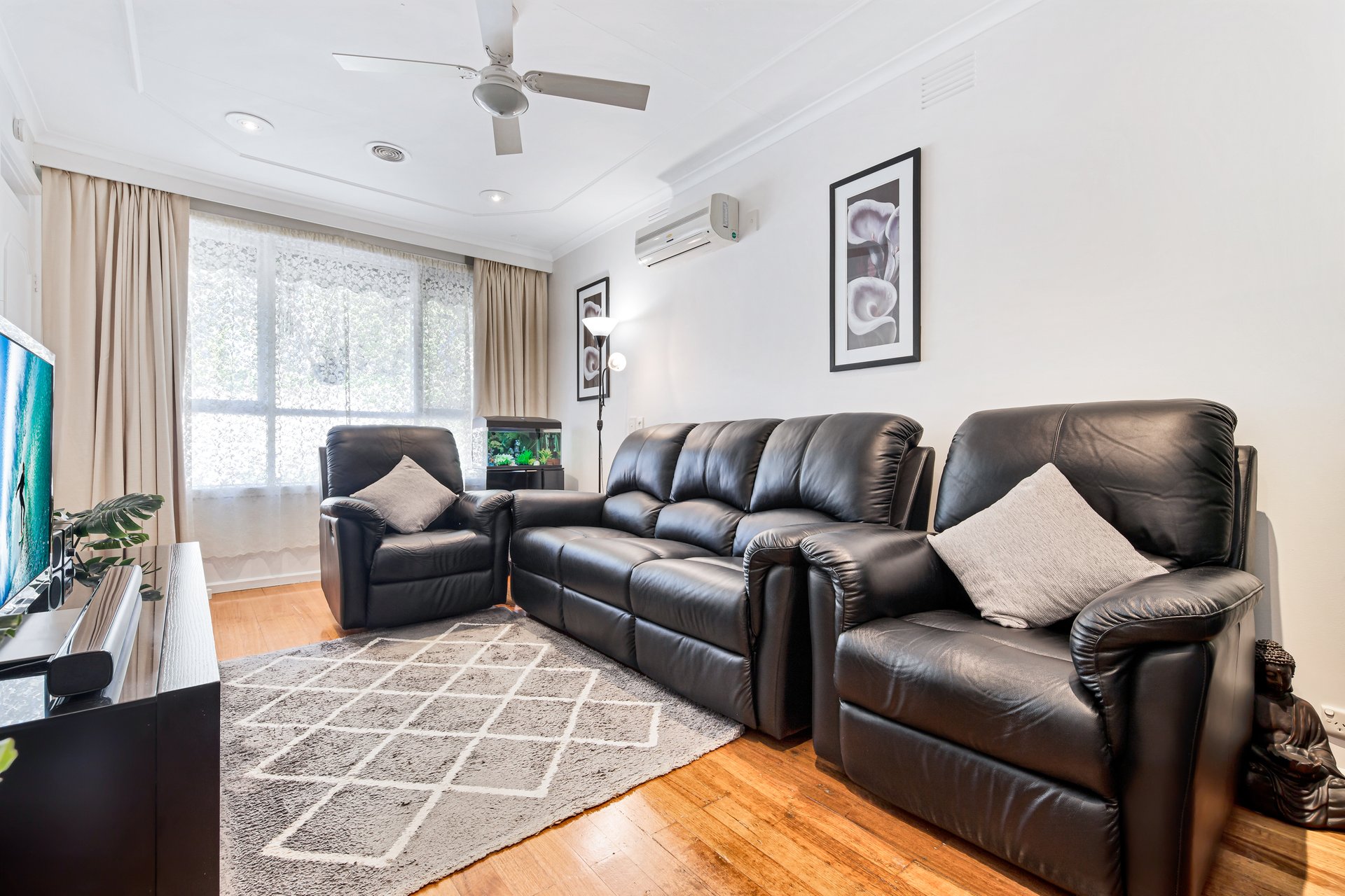 2/6 Batten Street, Glen Waverley image 3